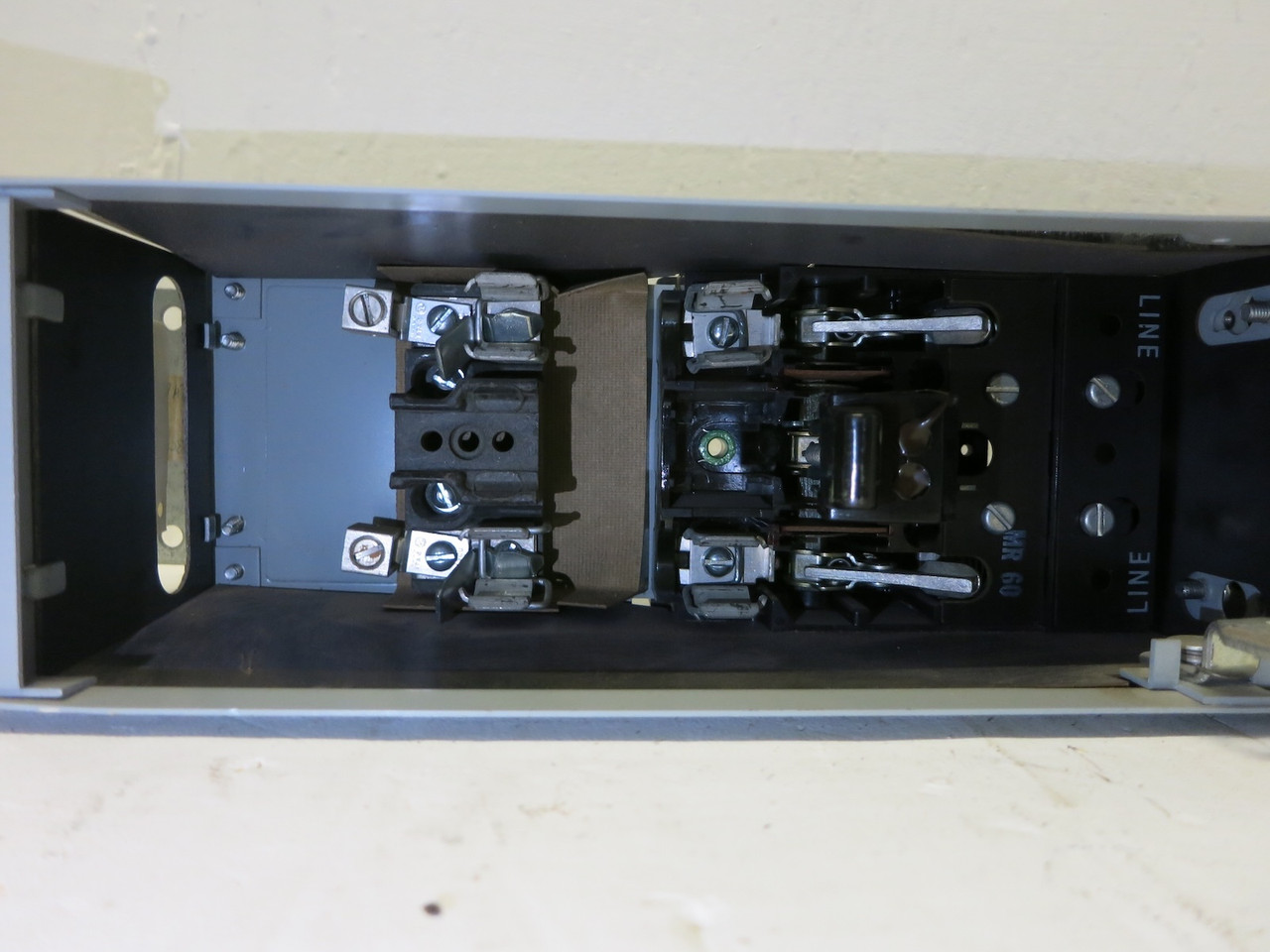 GE THFP222X 60A 240V 2P Twin Fusible Panelboard Switch Dual 60 Amp 2 Pole QMR (DW7881-1)