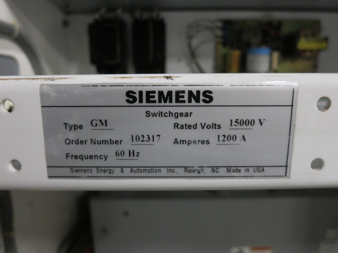 Siemens GM Switchgear 1200A 15kV Vacuum Circuit Breaker Panel 1200 Amp MV GMI (DW7883-1)