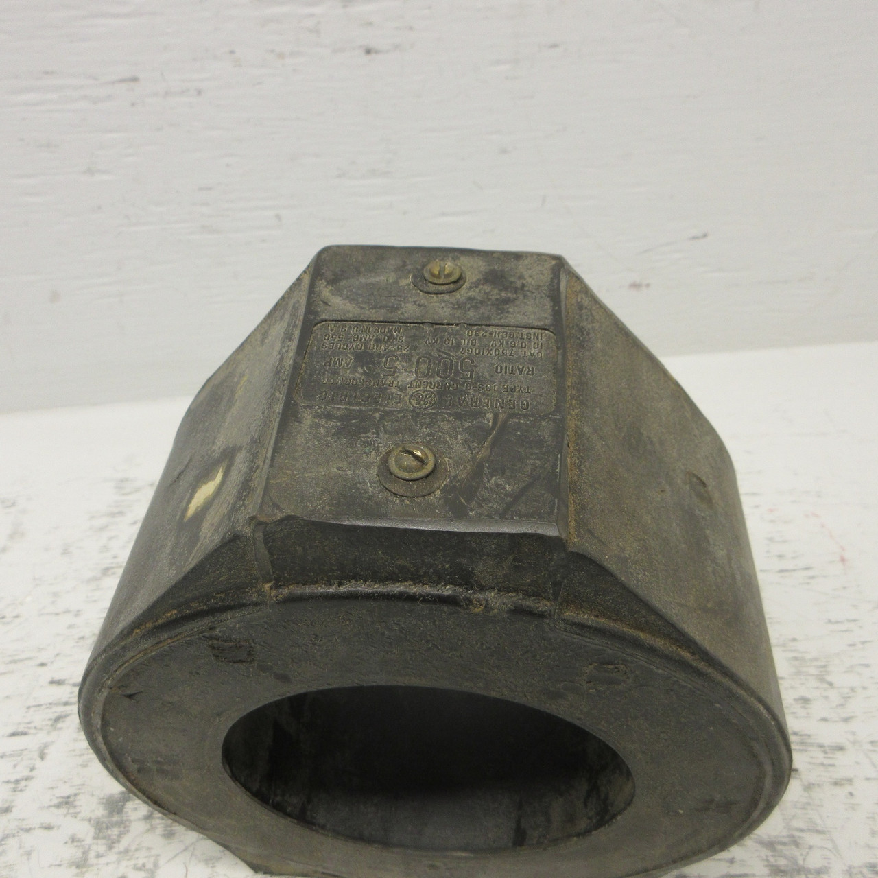 GE General Electric 750X10G7 CT Current Transformer Type JCS-0 Ratio 500:5 Amp (AH0930-3)