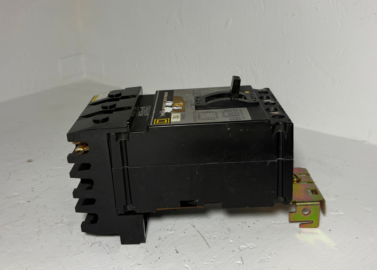 Square D I-Line FAB36035 35A Circuit Breaker 480/600V 3 Pole Type FAB 35 Amp 3P (EM5783-1)