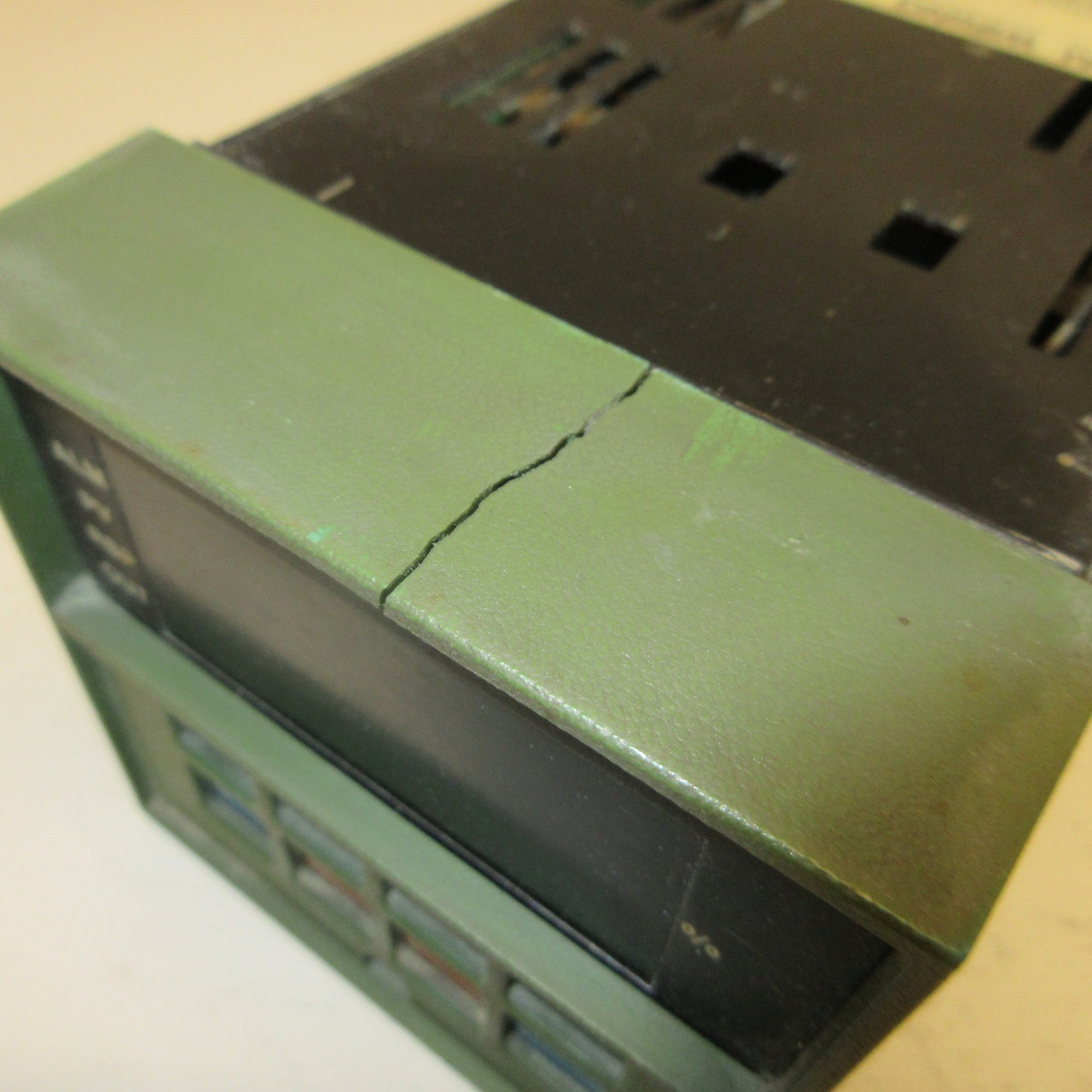 3rd Image of AH0932