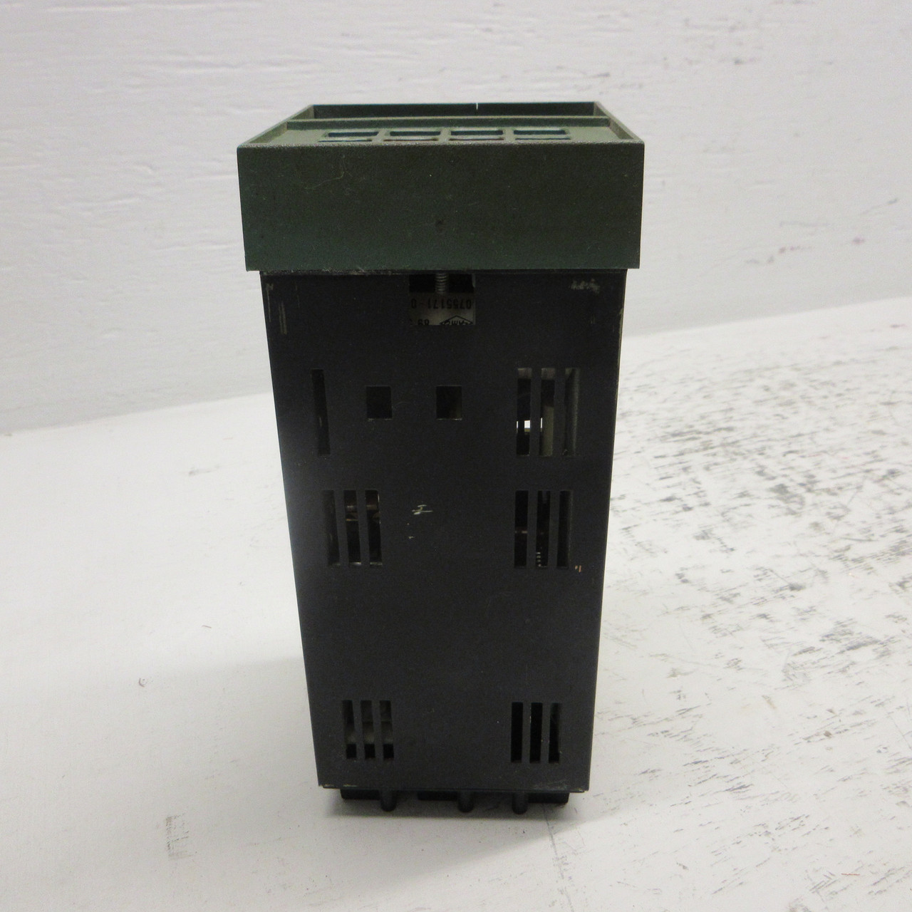 Honeywell DC3002-0-110-1-00-0111 Temperature Controller Module DC300201101000111 (AH0932-1)