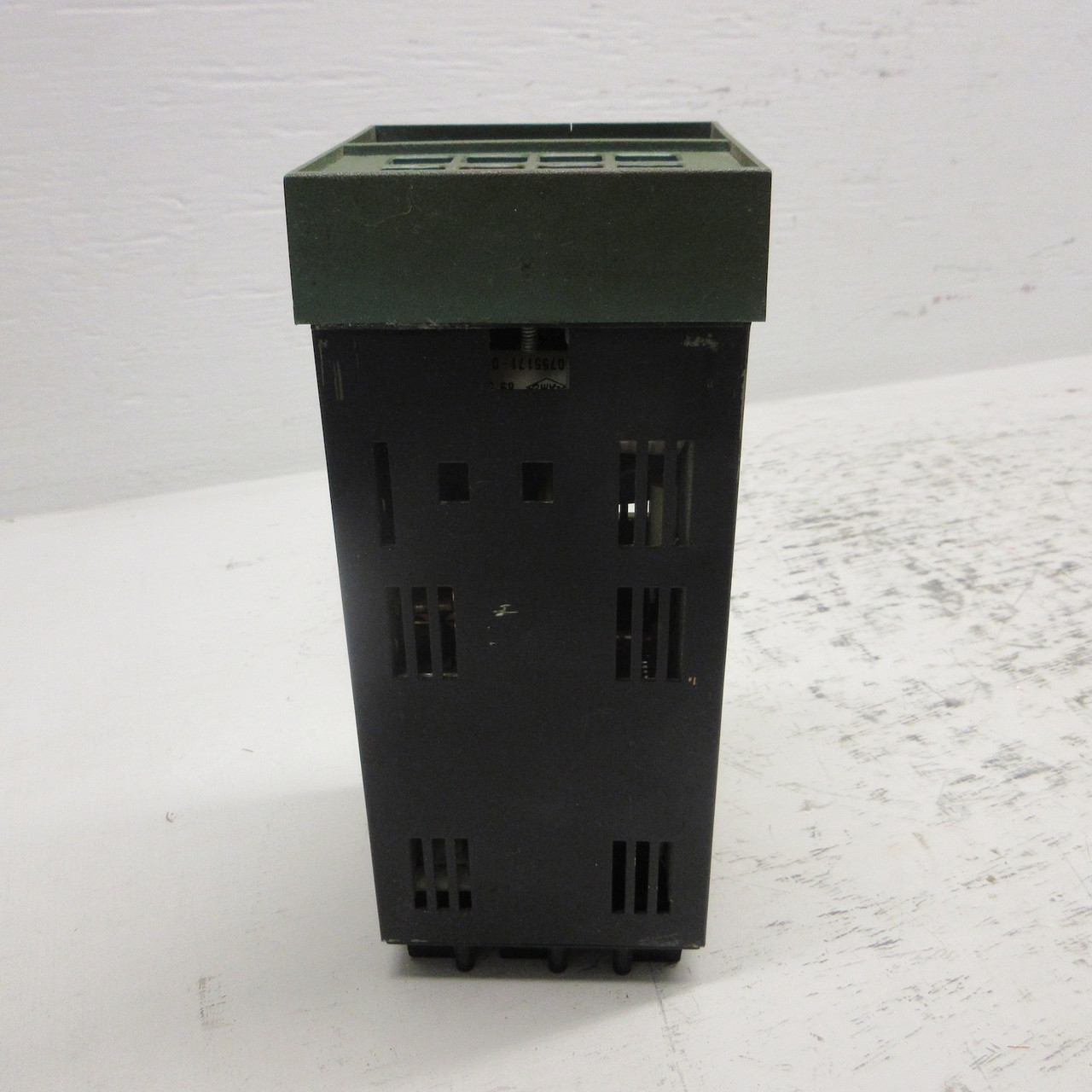 Honeywell DC3002-0-110-1-00-0111 Temperature Controller Module DC300201101000111 (AH0932-1)