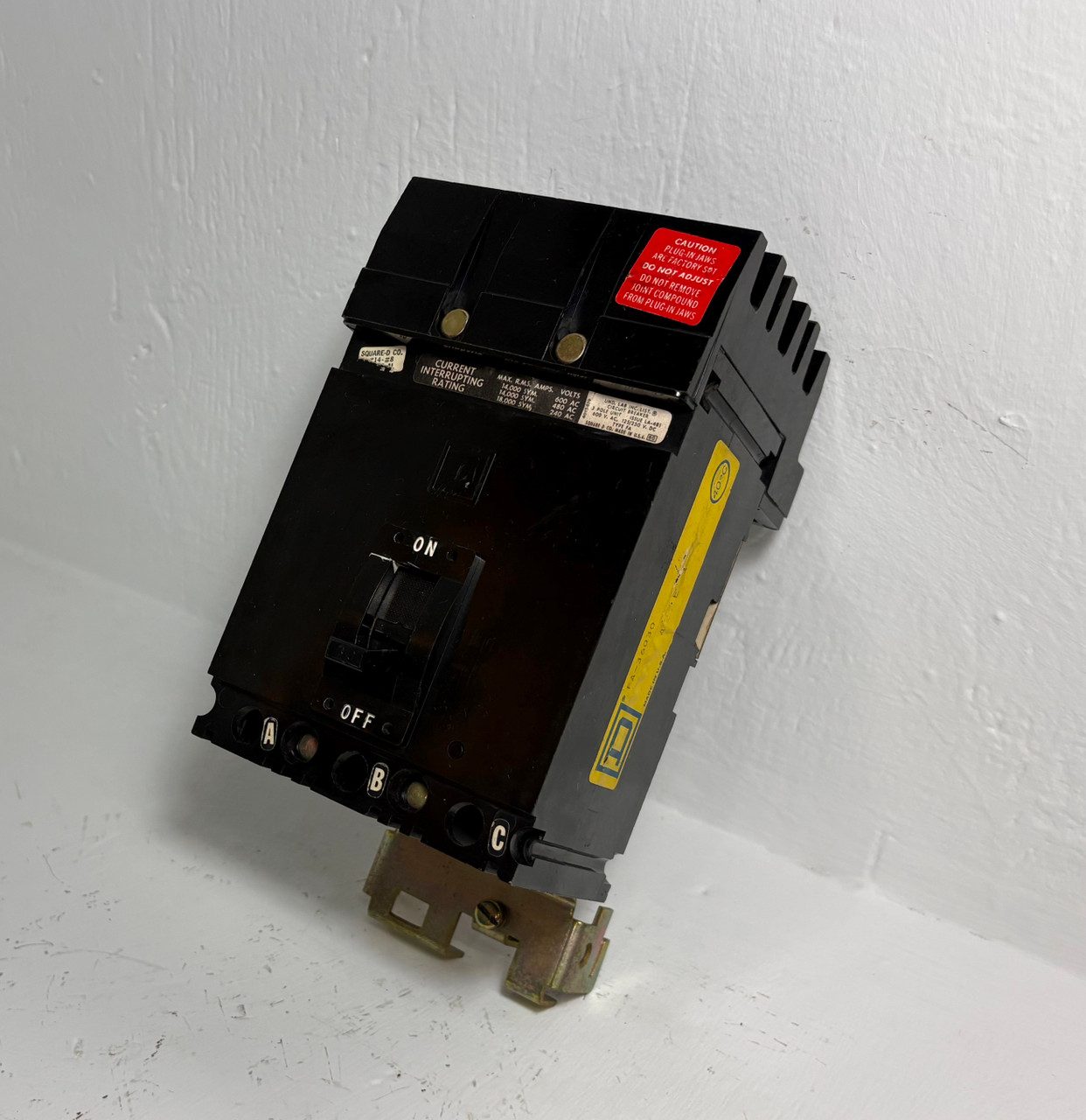 Square D I-Line FA36030 30A Circuit Breaker Black 480/600V 3 Pole Type FA 30 Amp (EM5786-1)