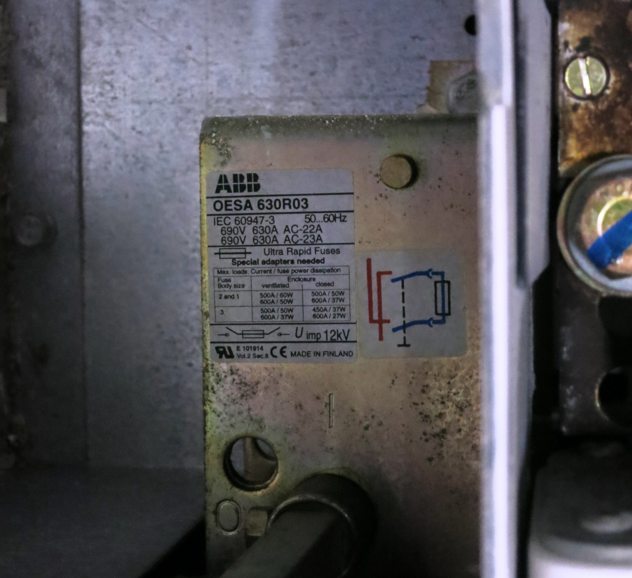 ABB ACS607-0400-4 400 HP AC VS Drive ACS-600 VFD ACS60404005 ACS600 Cabinet (DW7898-1)
