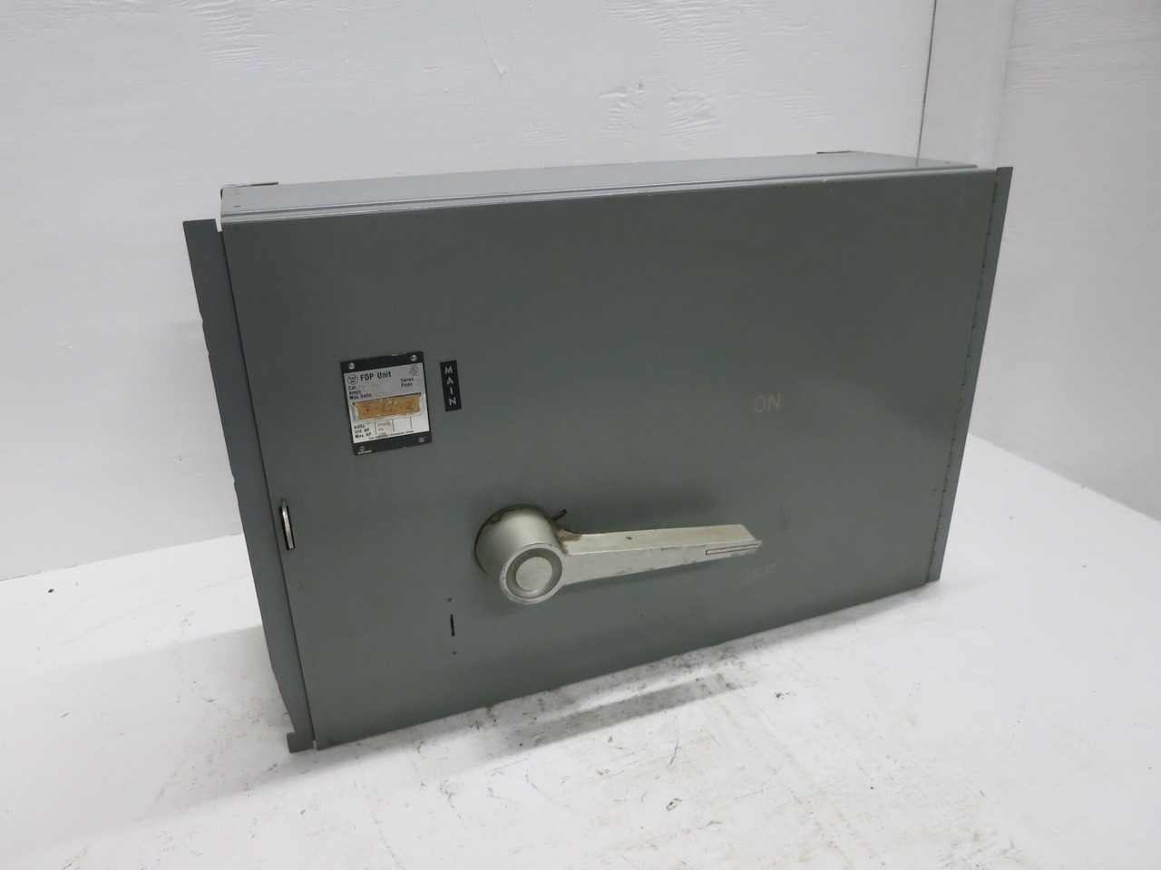 Westinghouse FDP325R 400A 240V FDP Fusible Panelboard Switch 400 Amp FDP-325R 3P (DW7897-5)
