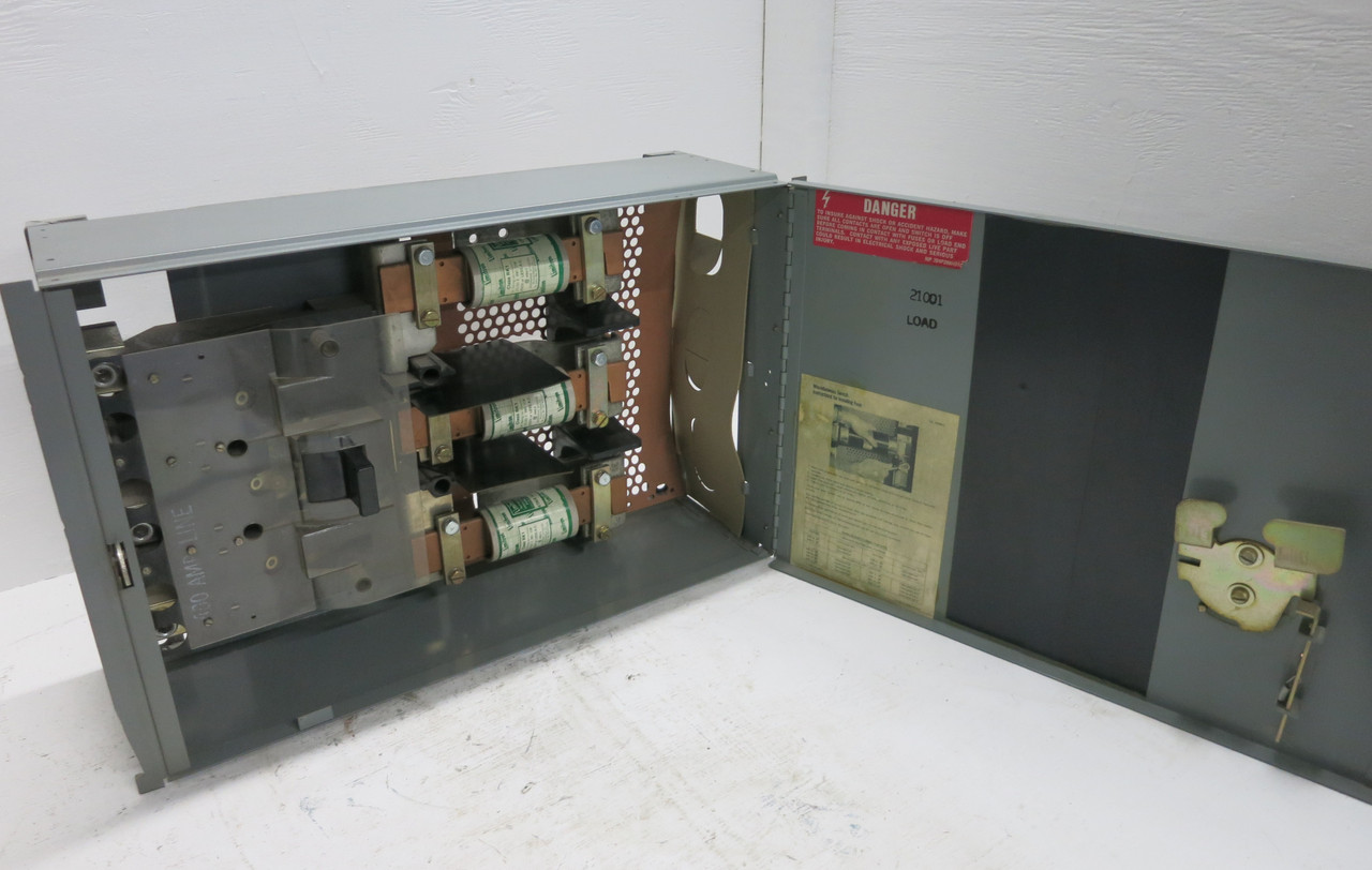 Westinghouse FDP325R 400A 240V FDP Fusible Panelboard Switch 400 Amp FDP-325R 3P (DW7897-5)