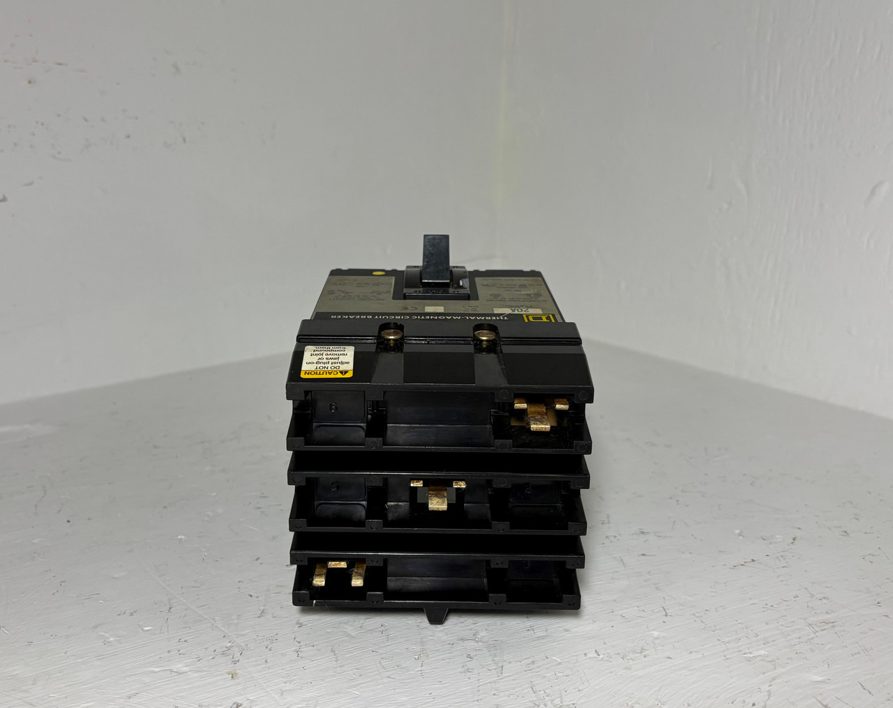 Square D I-Line FC34020 20A Circuit Breaker 480 VAC 3 Pole Type FC S3 20 Amp 3P (EM5789-1)