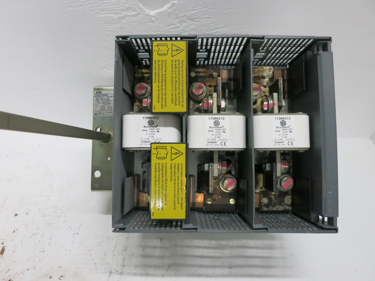 ABB OESA-630R03 630A Fusible Disconnect Switch Interrupter 630 Amp 3P 170M6012 (DW7904-1)