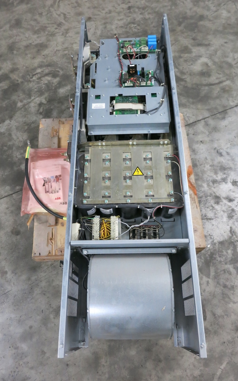 ABB ACS604-0400-5 400 HP AC VS Drive ACS-600 VFD ACS60404005 ACS600 Module (DW7907-1)