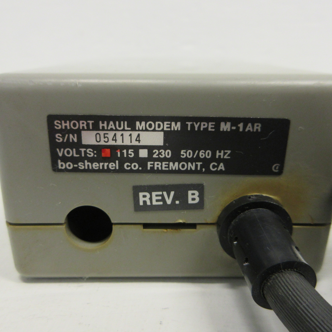 bo-sherrel co. Short Haul Modem Type M-1AR Rev B 115VAC 50/60HZ M1AR Bo Sherrel (AH0946-1)