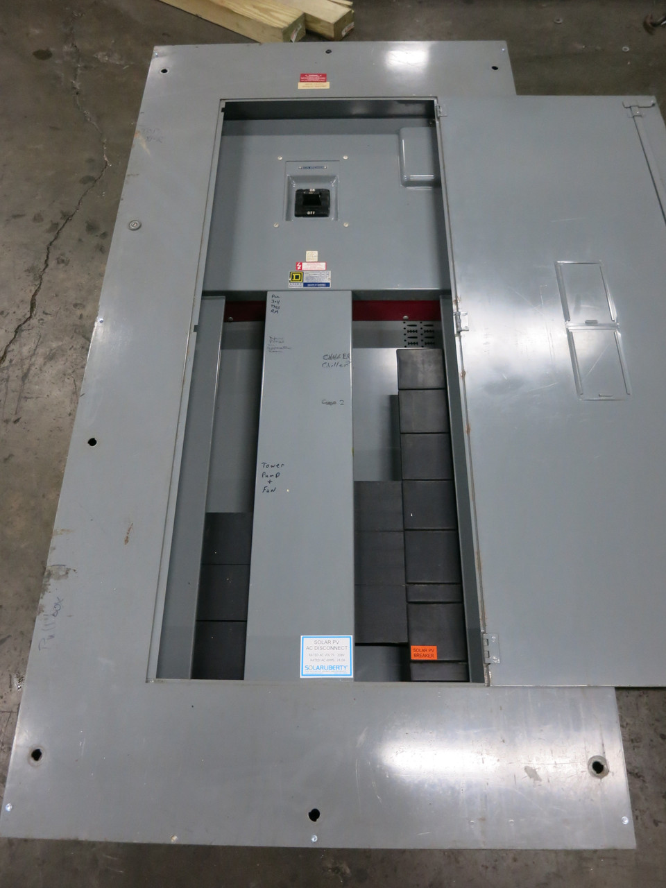 Square D 600A I-Line HCW Panel Board 208Y/120V 3PH 4W Main Breaker 600 Amp 208V (DW7912-1)