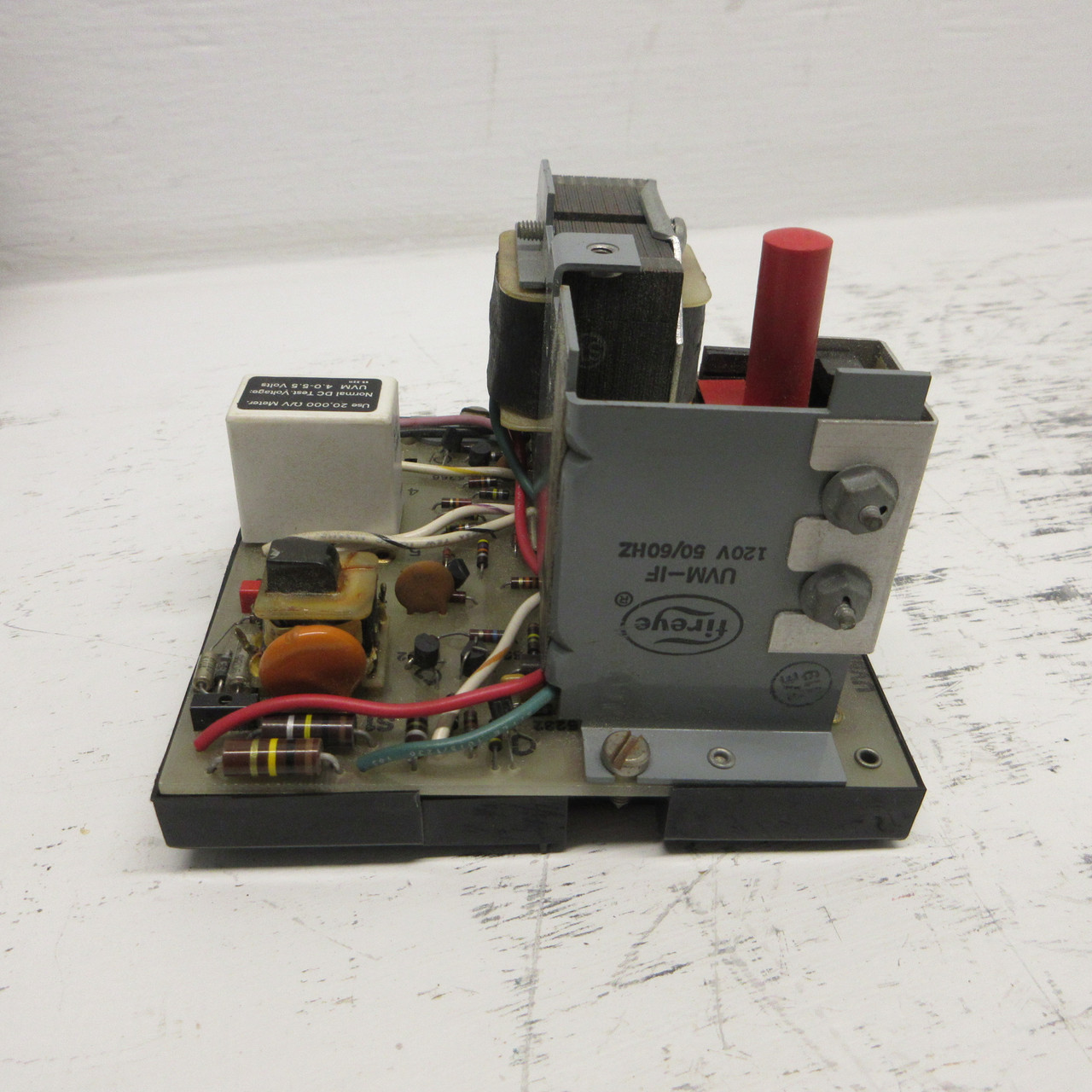 Fireye UVM-IF Flame Safety Control Burner Control System 120VAC 2-4 Sec UVMIF (AH0958-1)