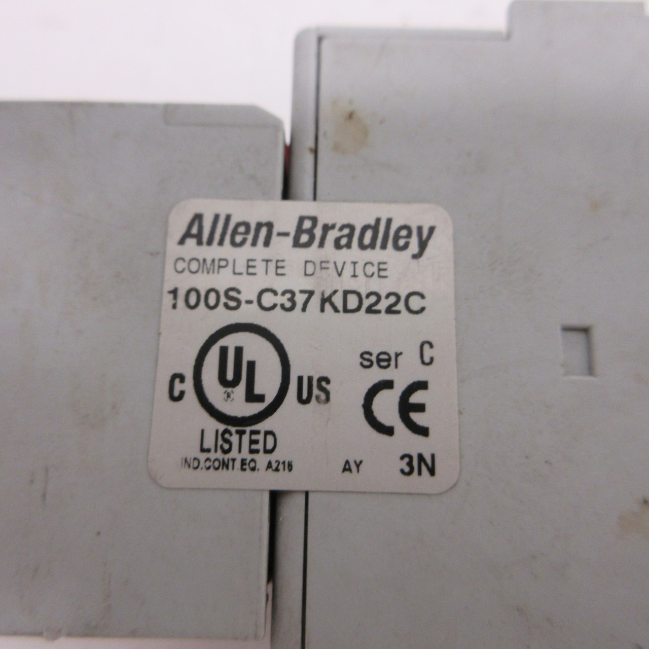 Allen Bradley Guardmaster 100S-C37KD22C Safety Contactor 37 Amp 3 Pole 600VAC (AH0961-2)