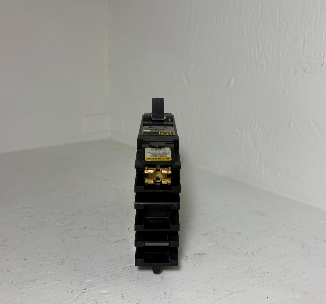 Square D I-Line FYB14020A 20A 1 Pole Circuit Breaker Thick 277V FYB14020 20 Amp (EM5807-6)