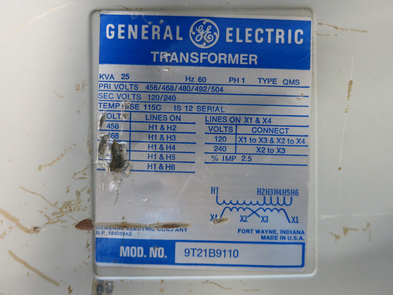 GE 25 kVA 480 to 120/240 V 1PH Dry Type Transformer 9T21B9110 480V Single 3R (DW7933-2)