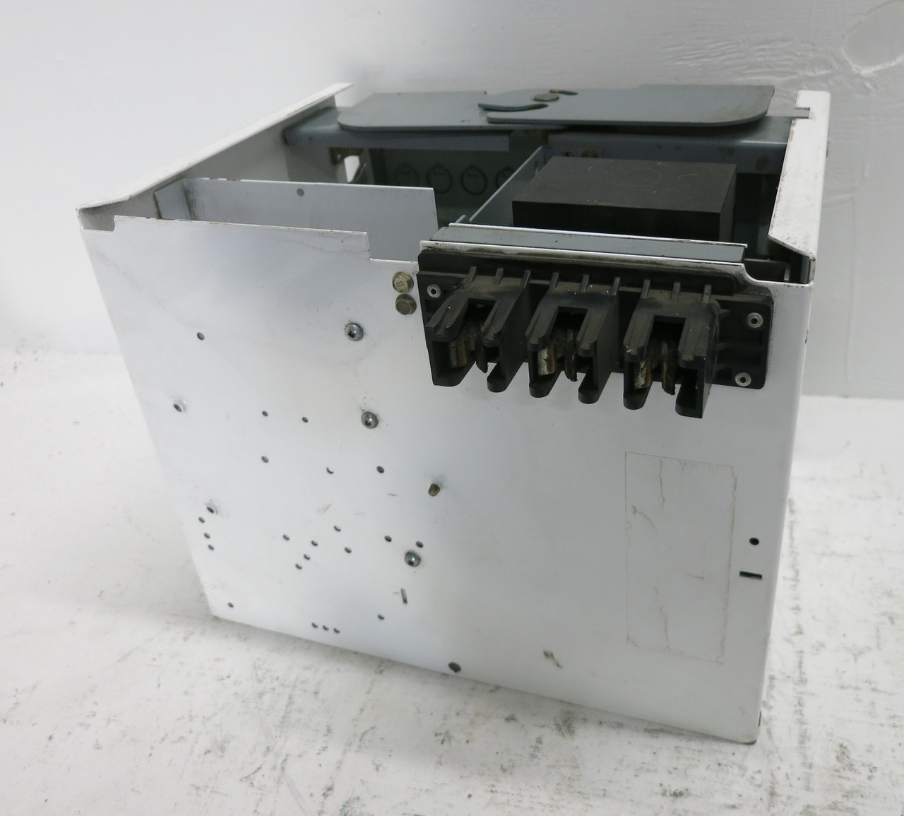 Square D Model 6 30A Fusible Feeder 12" MCC Bucket Mod 6 30 Amp Motor Control (DW7929-1)