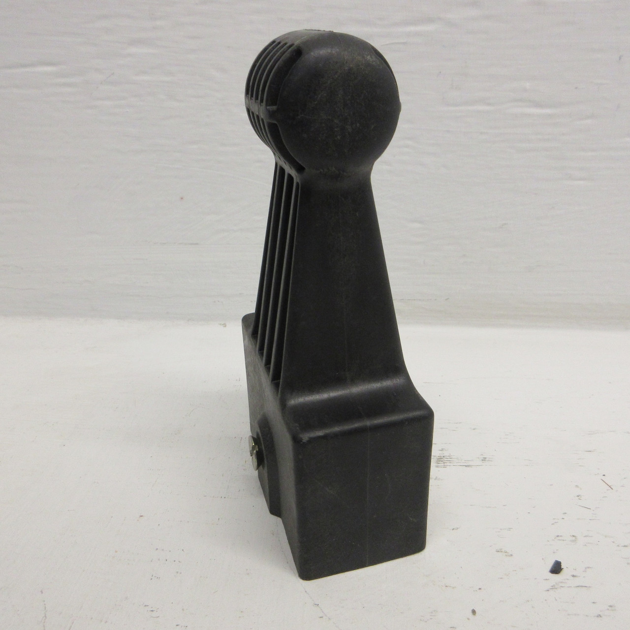 Eaton Cutler Hammer HEX6 R Frame Breaker Extension Handle Type RD RG RGH w Screw (AH0964-7)