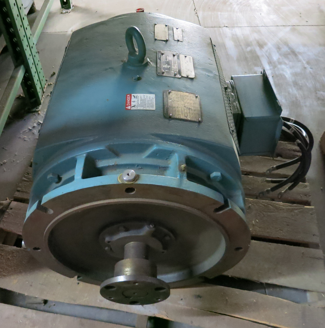 Toshiba 262 HP 460V AC Chiller Compressor Motor 3600 RPM TIKK 445TDZ 296 FLA (DW7936-1)