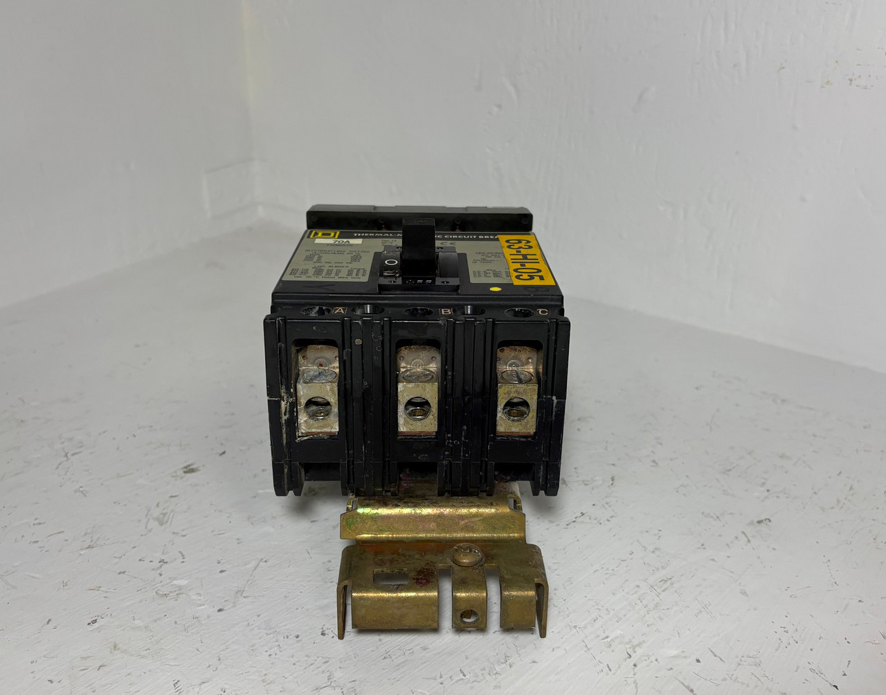 Square D I-Line FH36070 70A Circuit Breaker 480/600V 3 Pole Type FA 70 Amp 3P (EM5816-3)