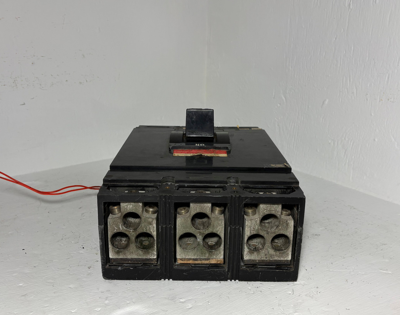 Square D MAP36800G 800A Circuit Breaker w/ Ground Fault 600V 3P MAL 800 Amp flaw (EM5822-1)