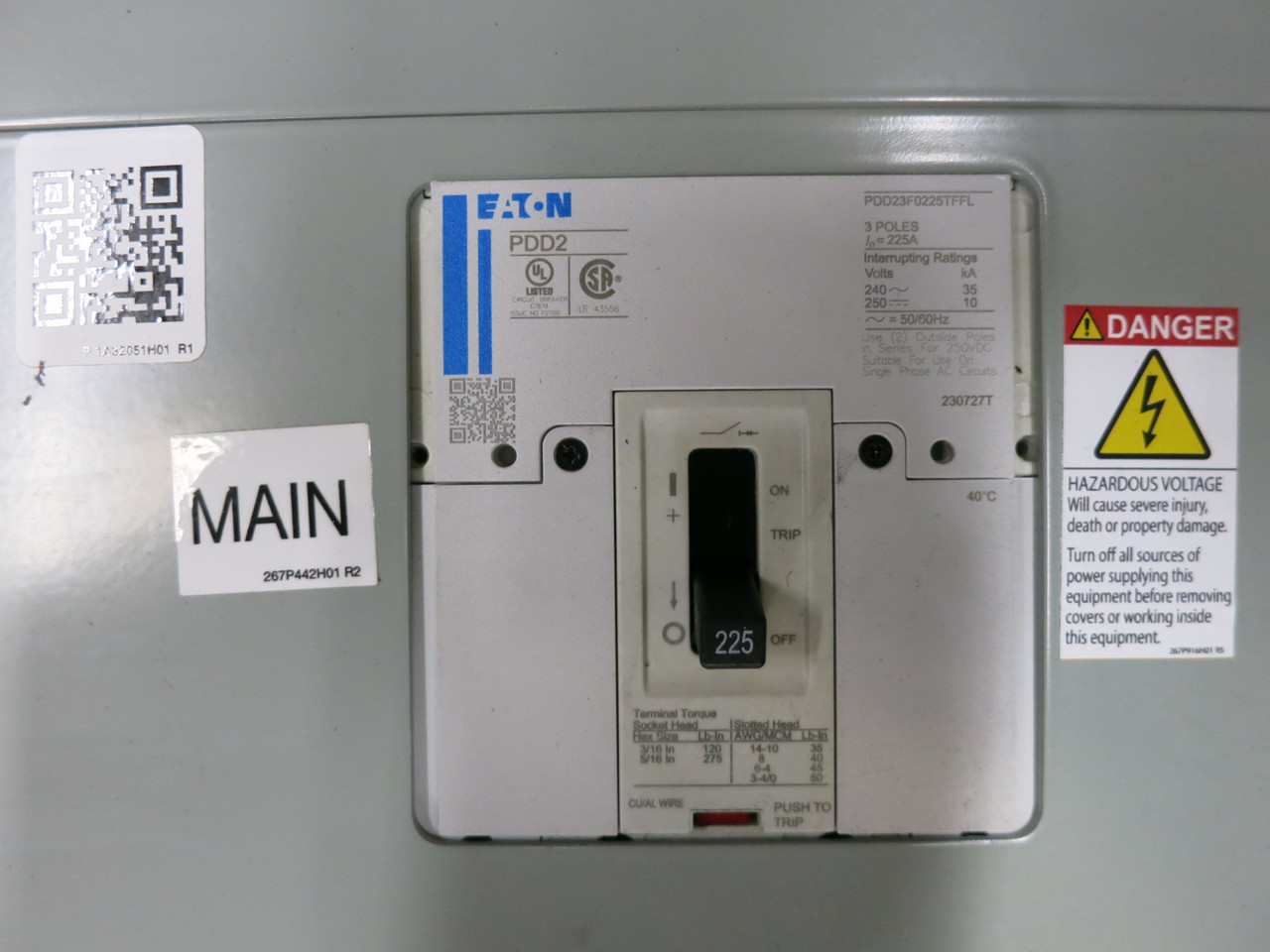 NEW Eaton PRL3X 225A Main Breaker Panel Board 208Y/120V 3PH 4W PDD2 225 Amp (DW7942-1)