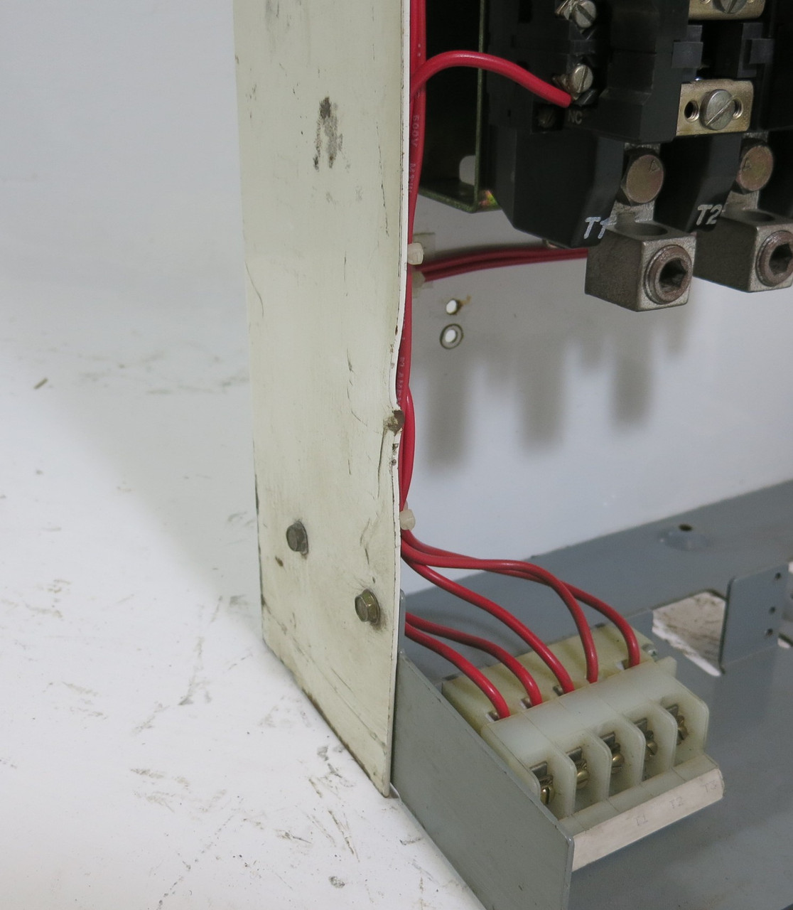 Allen Bradley 2100 Centerline Size 4 200A 39" Fusible MCC Bucket  200 Amp (BJ1072-3)