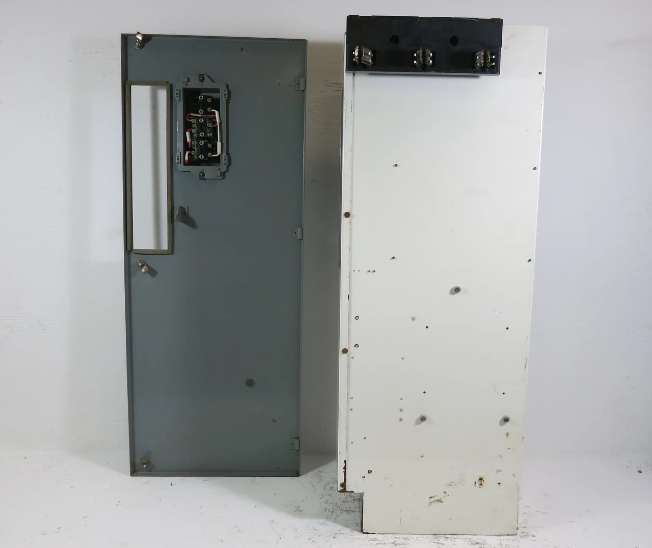 Allen Bradley 2100 Centerline Size 4 200A 39" Fusible MCC Bucket  200 Amp (BJ1072-3)