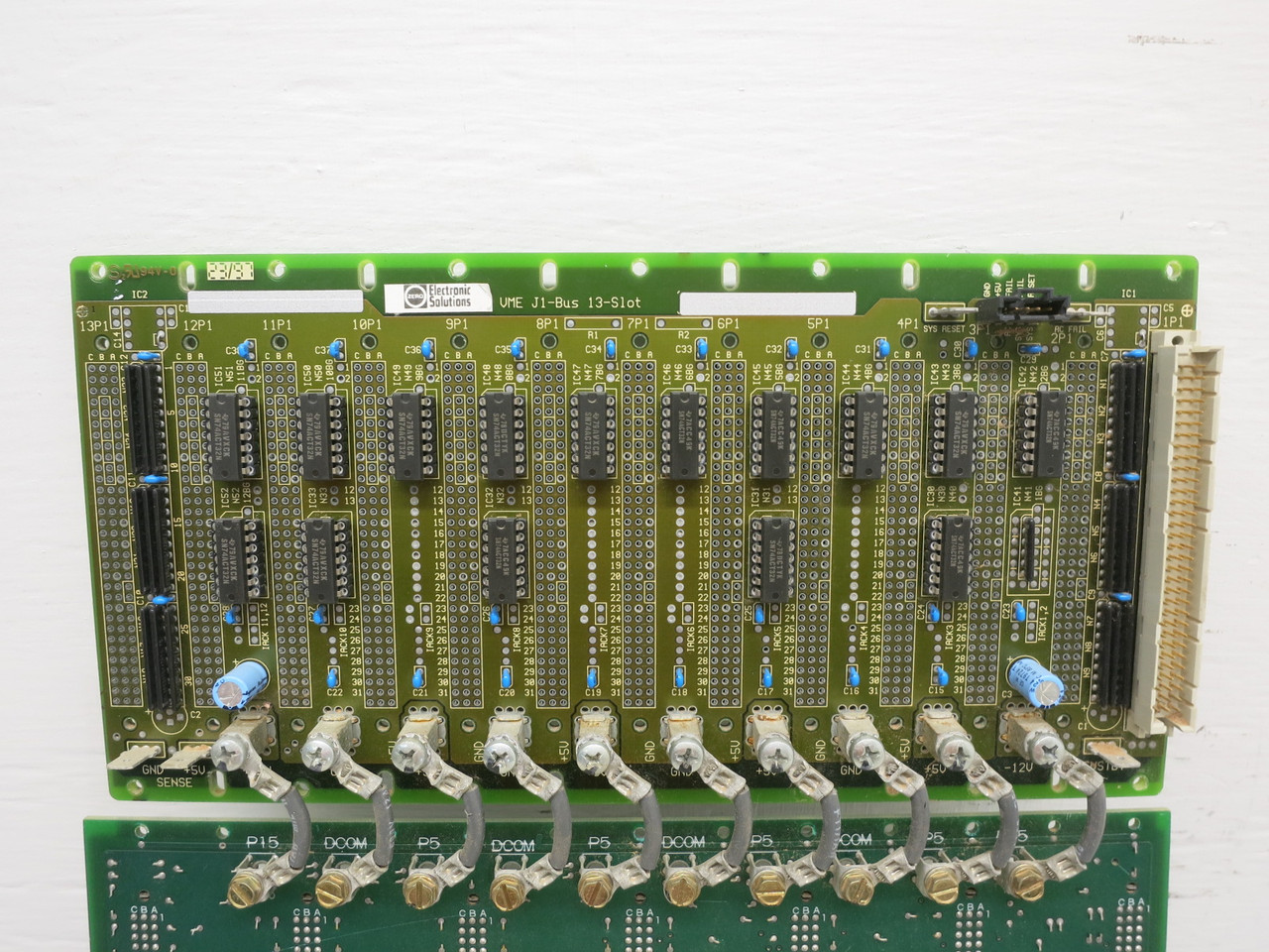 GE DS200VPBLG1A-CC Mark V Turbine Control VME Backplane J1-Bus 13 Slot Chassis (DW7945-1)