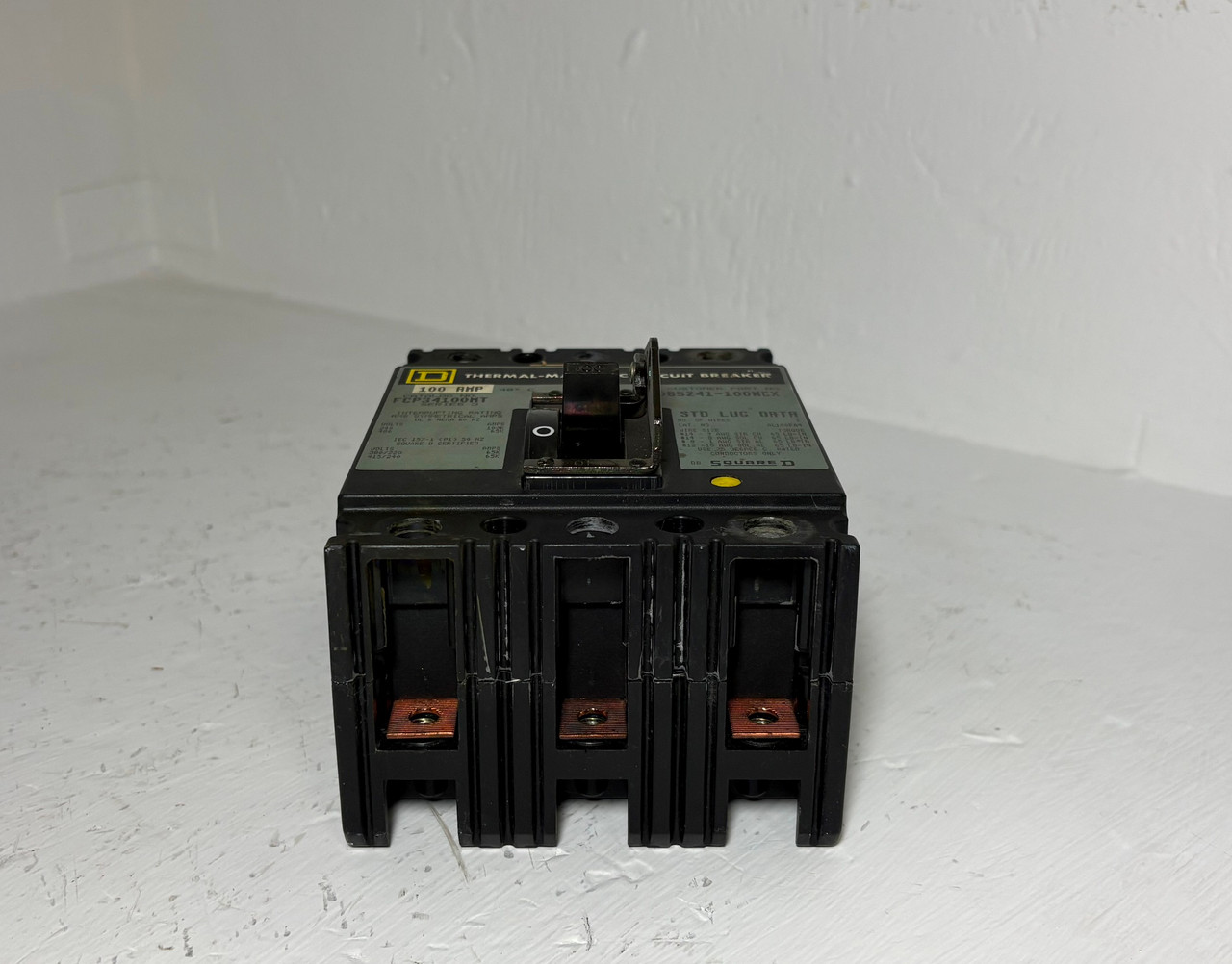 Square D FCP34100MT 100A Circuit Breaker 480V 3 Pole Type FCL 100 Amp FCP34100 (EM5828-1)