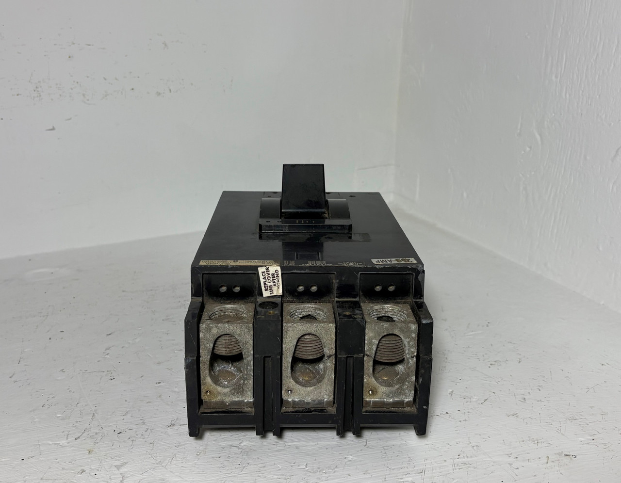 Square D LAL36250WB 250A Circuit Breaker Black 480/600V LAL 3P LAL36250 250 Amp (EM5827-1)
