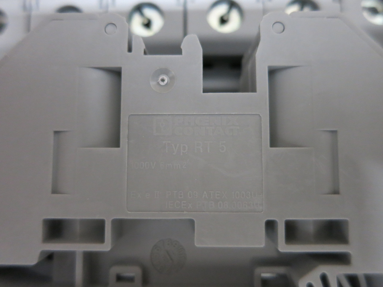 NEW Phoenix Contact RT5 Bolt Connection Terminal Block 3049026 RT 5 (BOX OF 50) (DW7963-3)