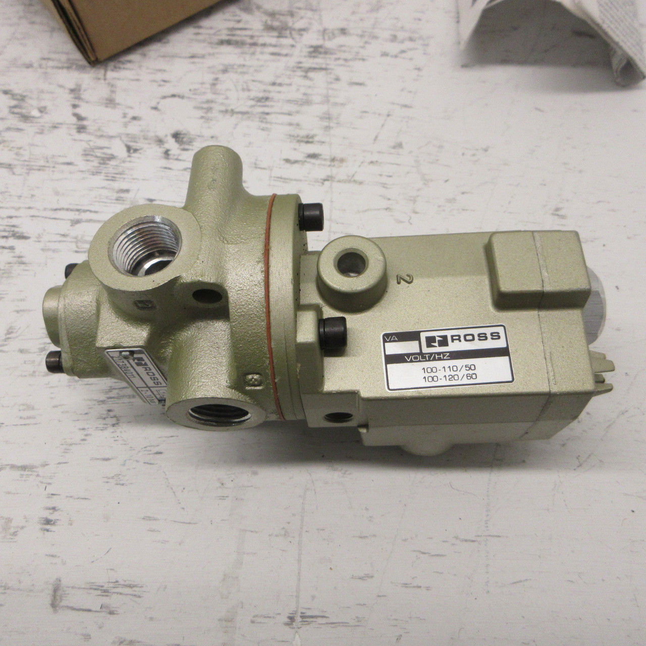 NEW Ross 2173B4011Z Solenoid Directional Control Valve 21 Series 110/120V NIB (AH0997-1)