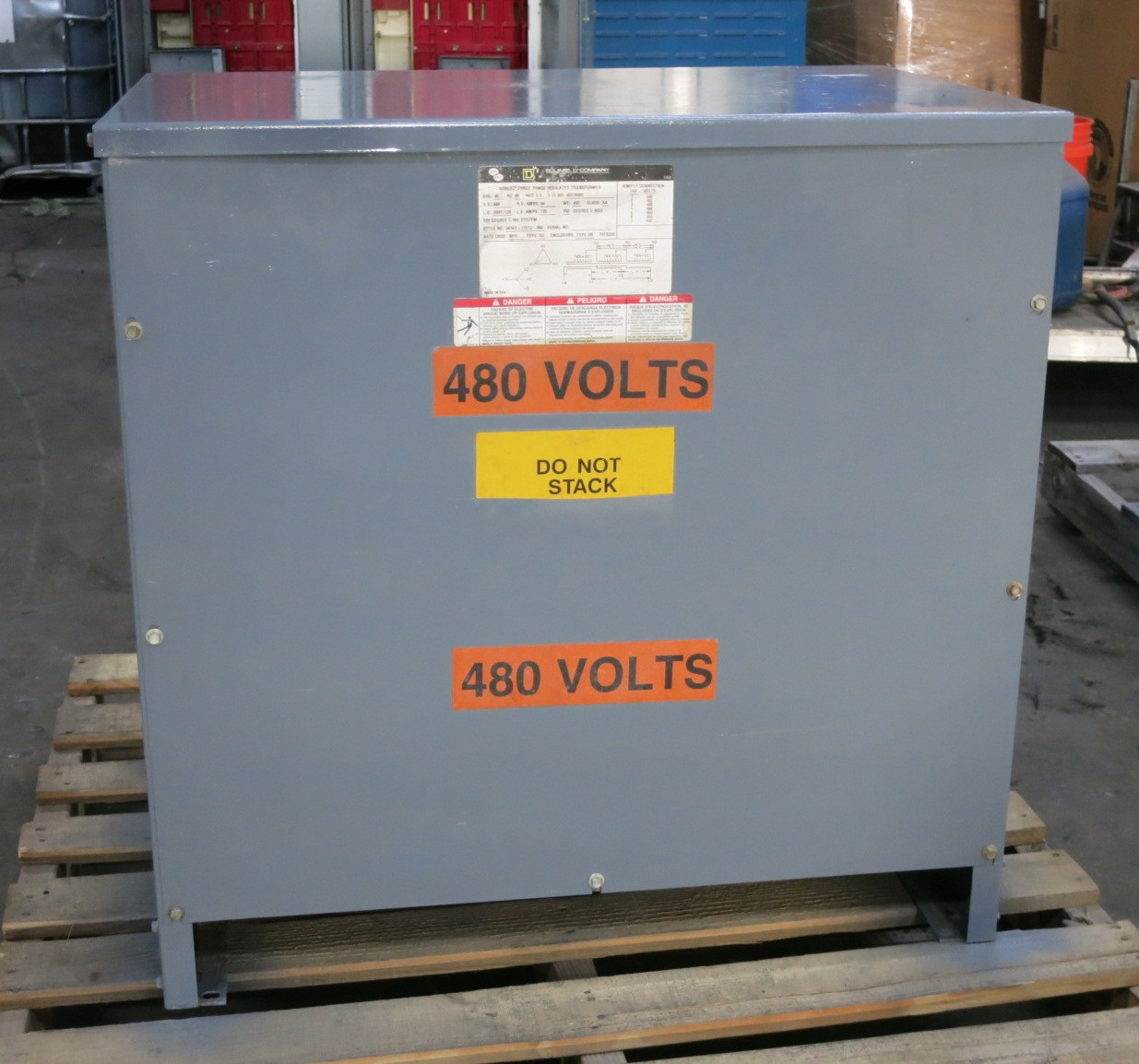 Square D 45 kVA 480 Delta - 208Y/120 V 3PH Dry Type Transformer 45T3HNV 480V 3R (DW7980-1)