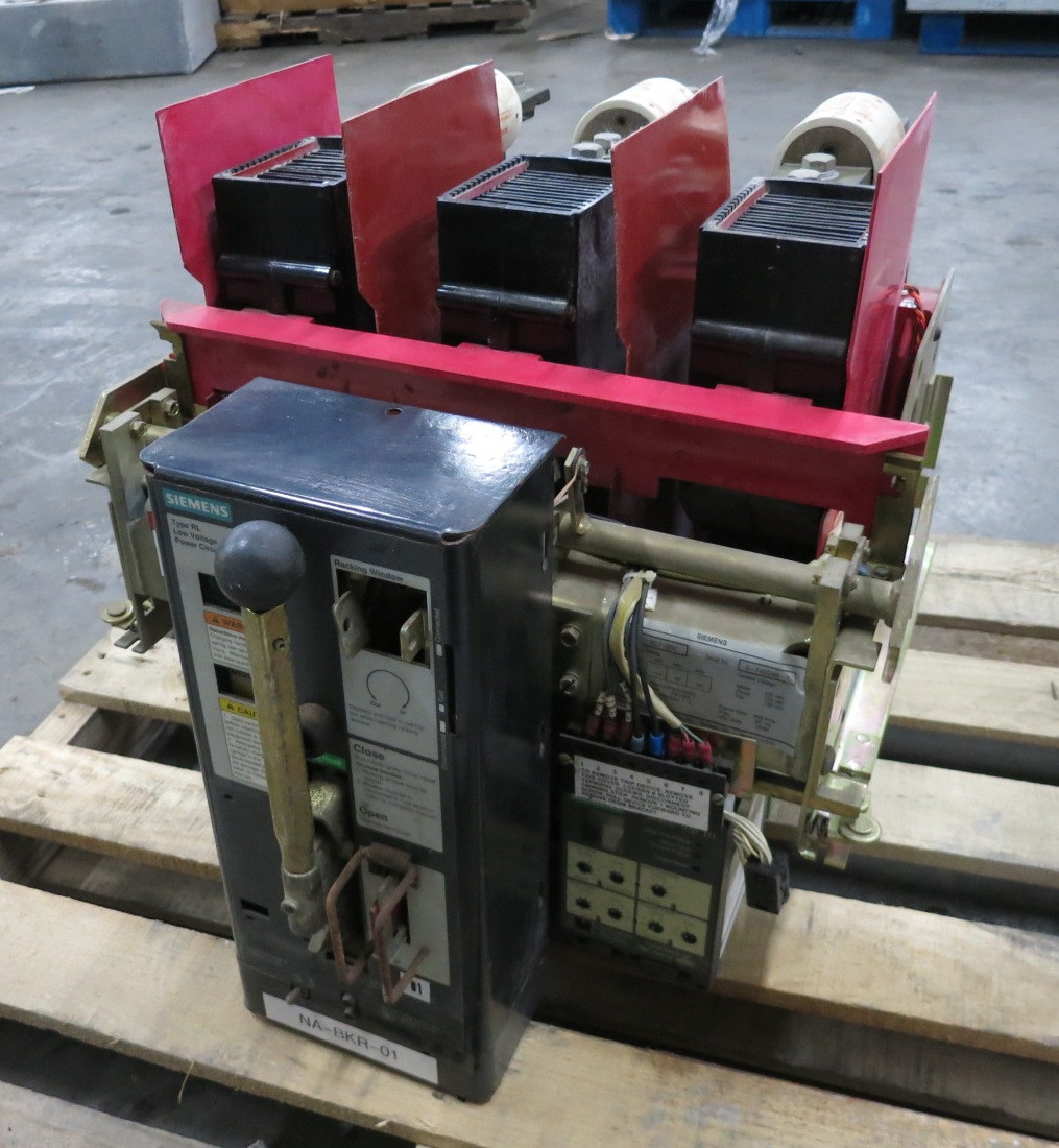 Siemens RLF-800 800A Air Breaker LSIG Static Trip III RMS-TSIG-TZ-CPX 800 Amp (DW7978-1)