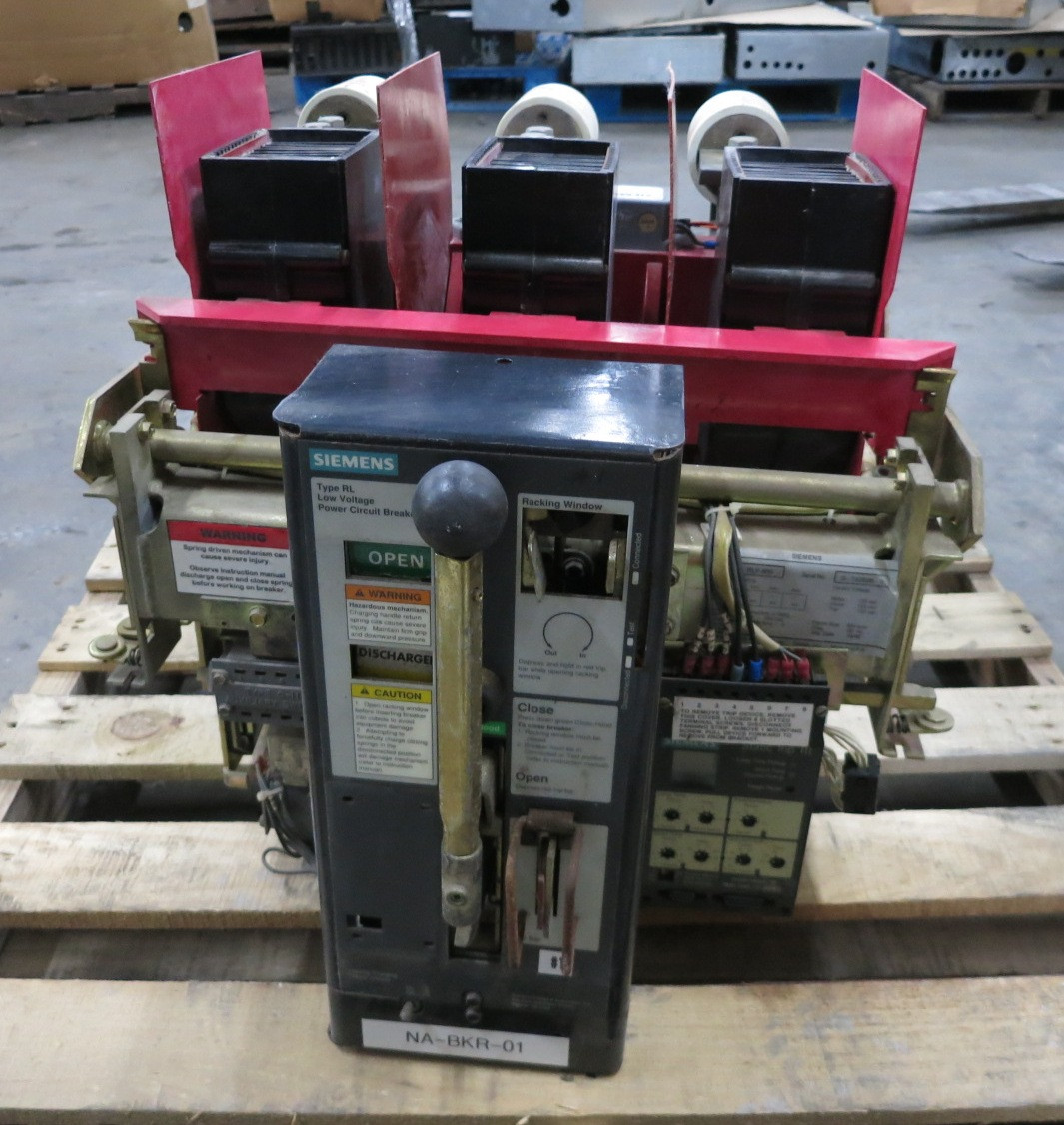 Siemens RLF-800 800A Air Breaker LSIG Static Trip III RMS-TSIG-TZ-CPX 800 Amp (DW7978-1)