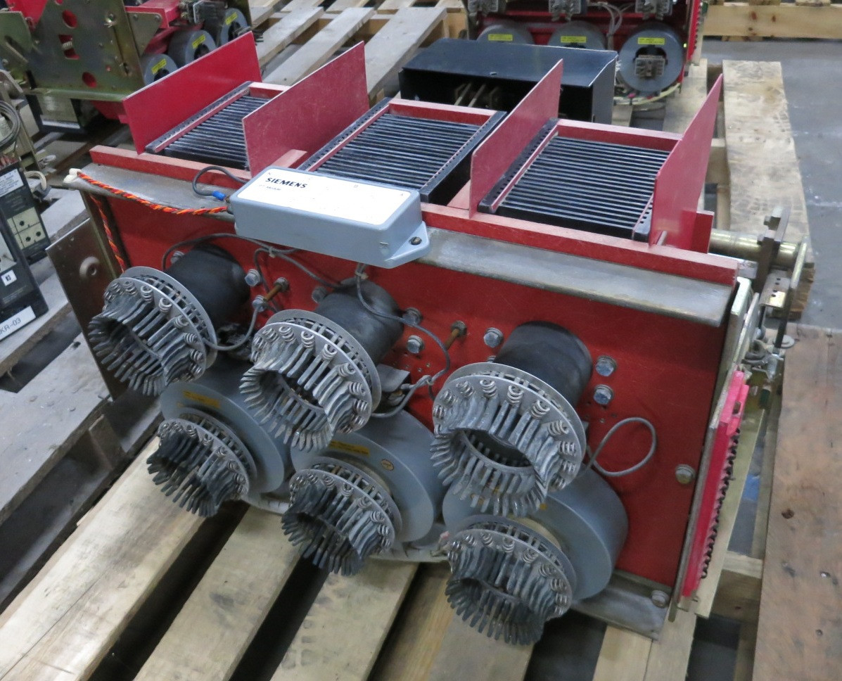 Siemens RLF-3200 3200A Air Breaker LSG Static Trip III RMS-TSG-TZ-C 3200 Amp (DW7972-2)