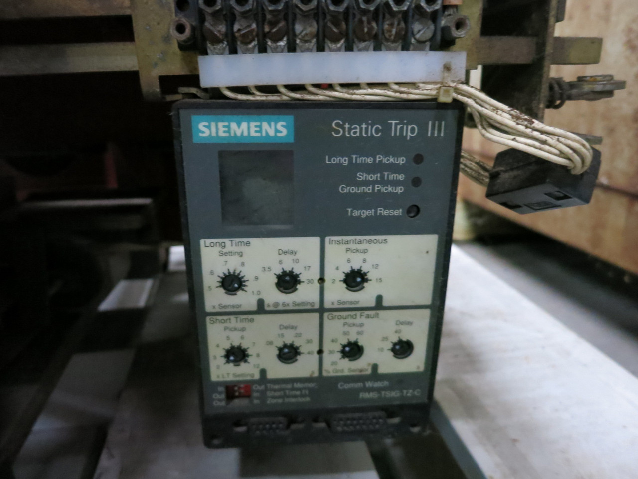 Siemens RLF-3200 3200A Air Breaker LSIG Static Trip III RMS-TSIG-TZ-C 3200 Amp (DW7974-1)