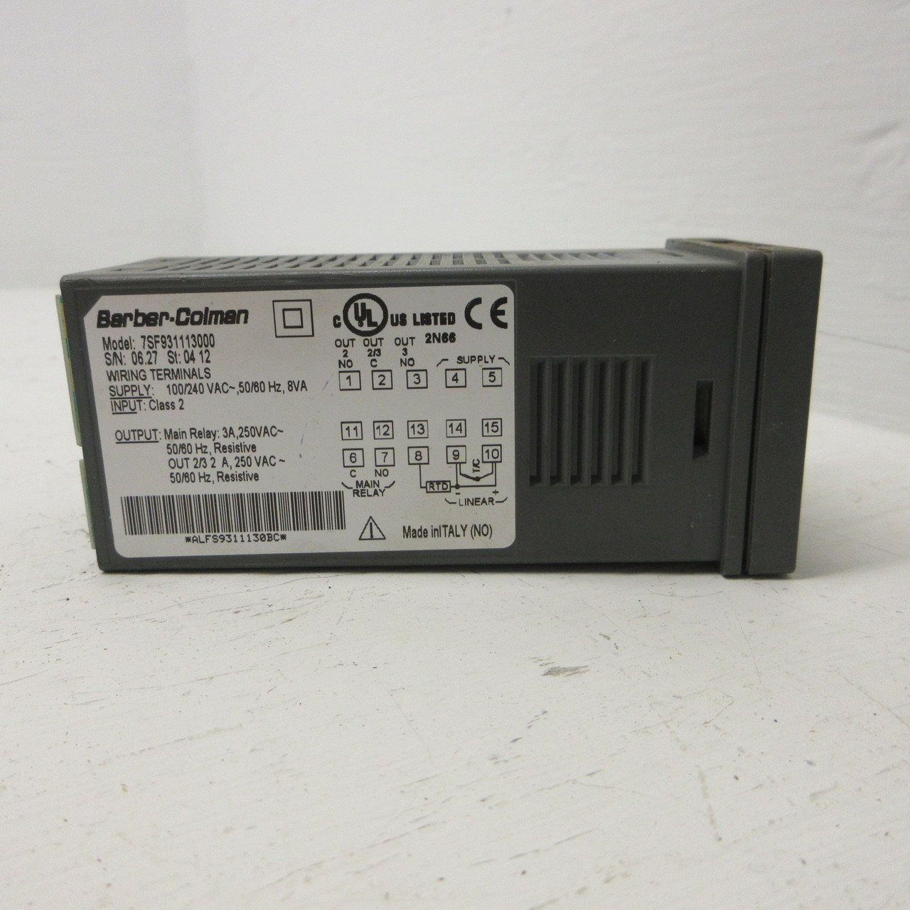 Barber-Colman 7SF931113000 Digital Temperature Controller 100-240VAC 8VA Class 2 (AH1009-1)