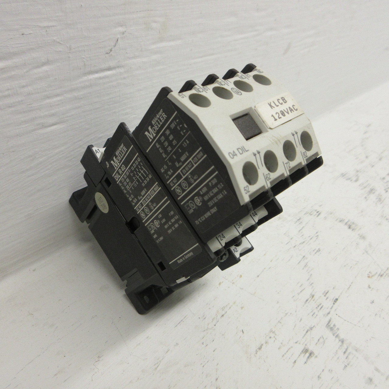 Klockner Moeller DILR40 Motor Contactor 600VAC 110/120V Coil DILR-40 w/ 04 DIL (AH1011-63)
