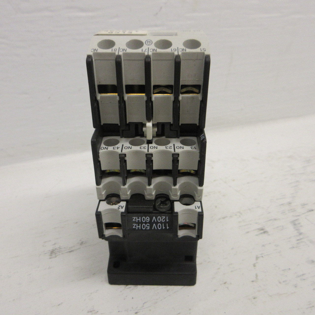 Klockner Moeller DILR40 Motor Contactor 600VAC 110/120V Coil DILR-40 w/ 04 DIL (AH1011-58)
