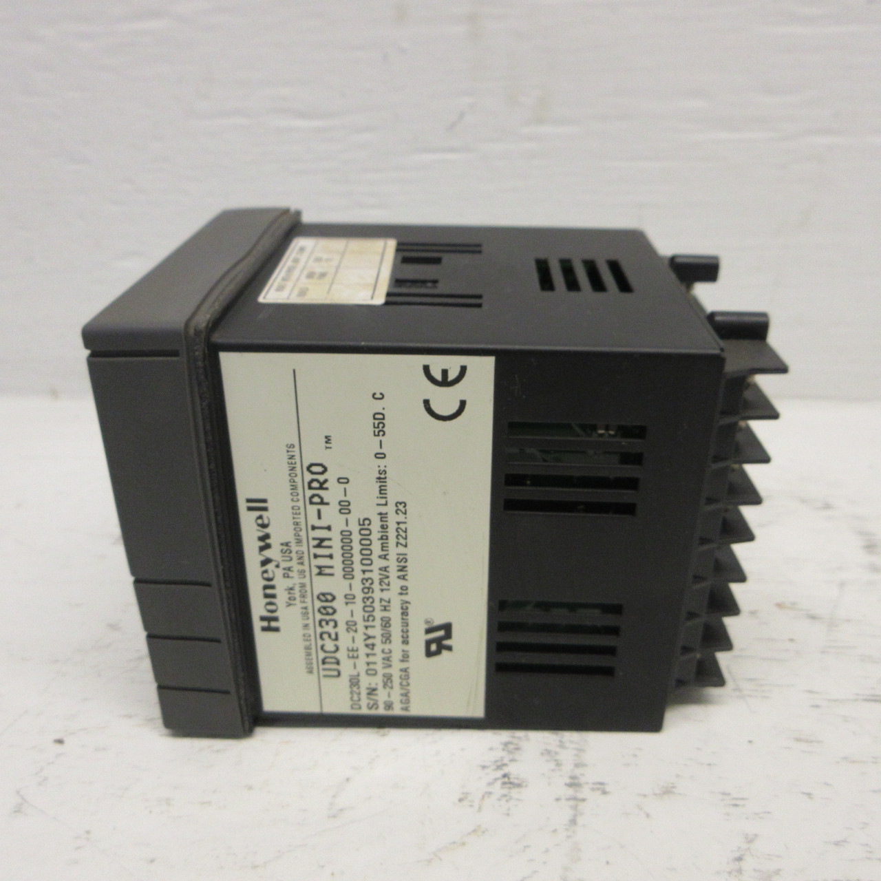 Honeywell DC230L-EE-20-10-0000000-00-0 Temperature Controller UDC2300 Mini-Pro (AH1014-1)