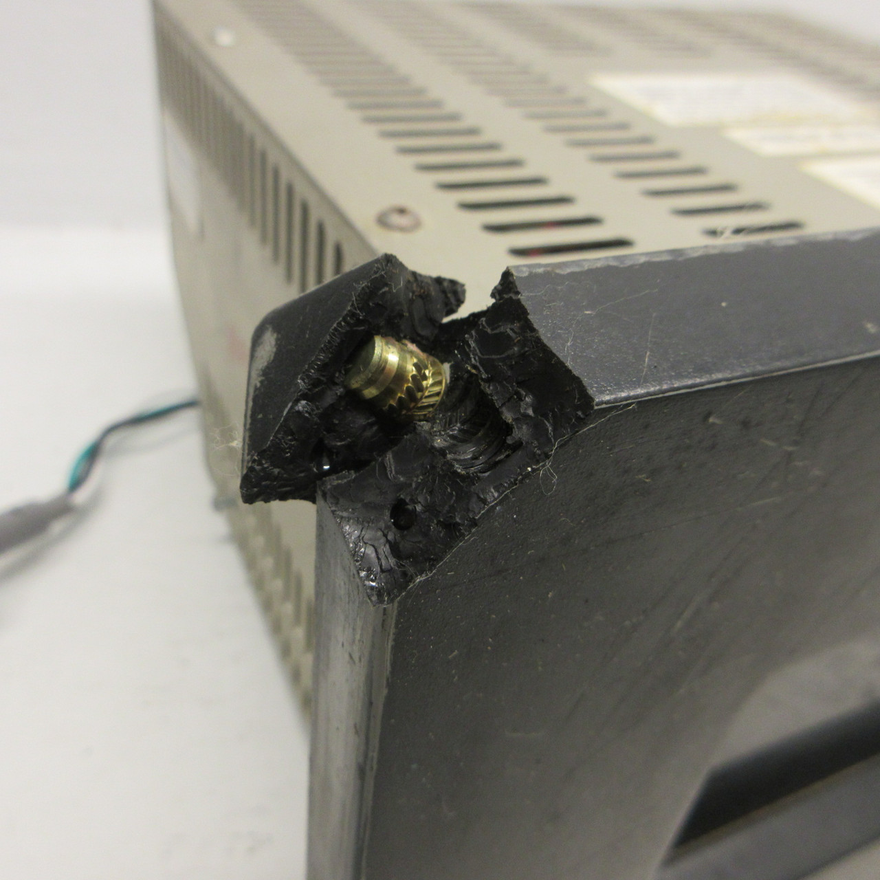 Nematron IWS-3005 Mini Industrial Workstation PLC Operator Interface 115V (flaw) (AH1026-1)