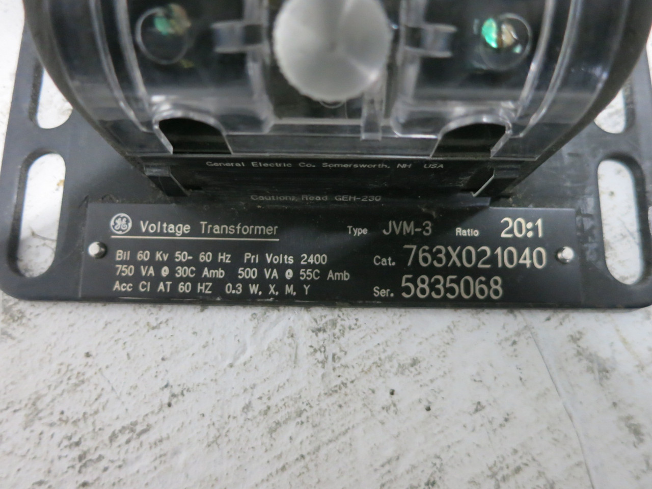 GE 763X021040 Type JVM-3 Voltage Transformer Ratio 20:1 2400V VT JVM3 (DW8008-2)