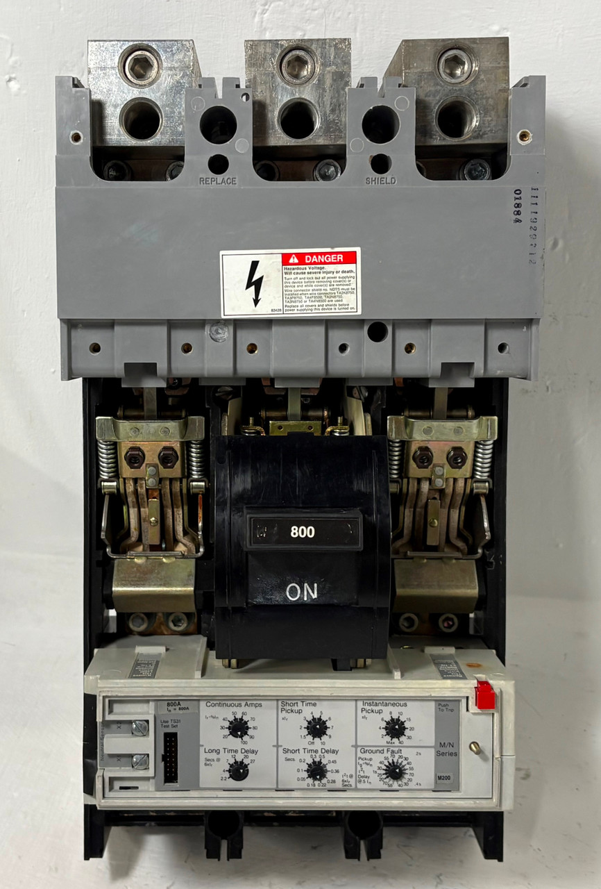 Siemens SMD69800ANGT 800A LSIG Sentron Circuit Breaker 800 Amp SMD6 3P SMD69800 (EM5851-1)