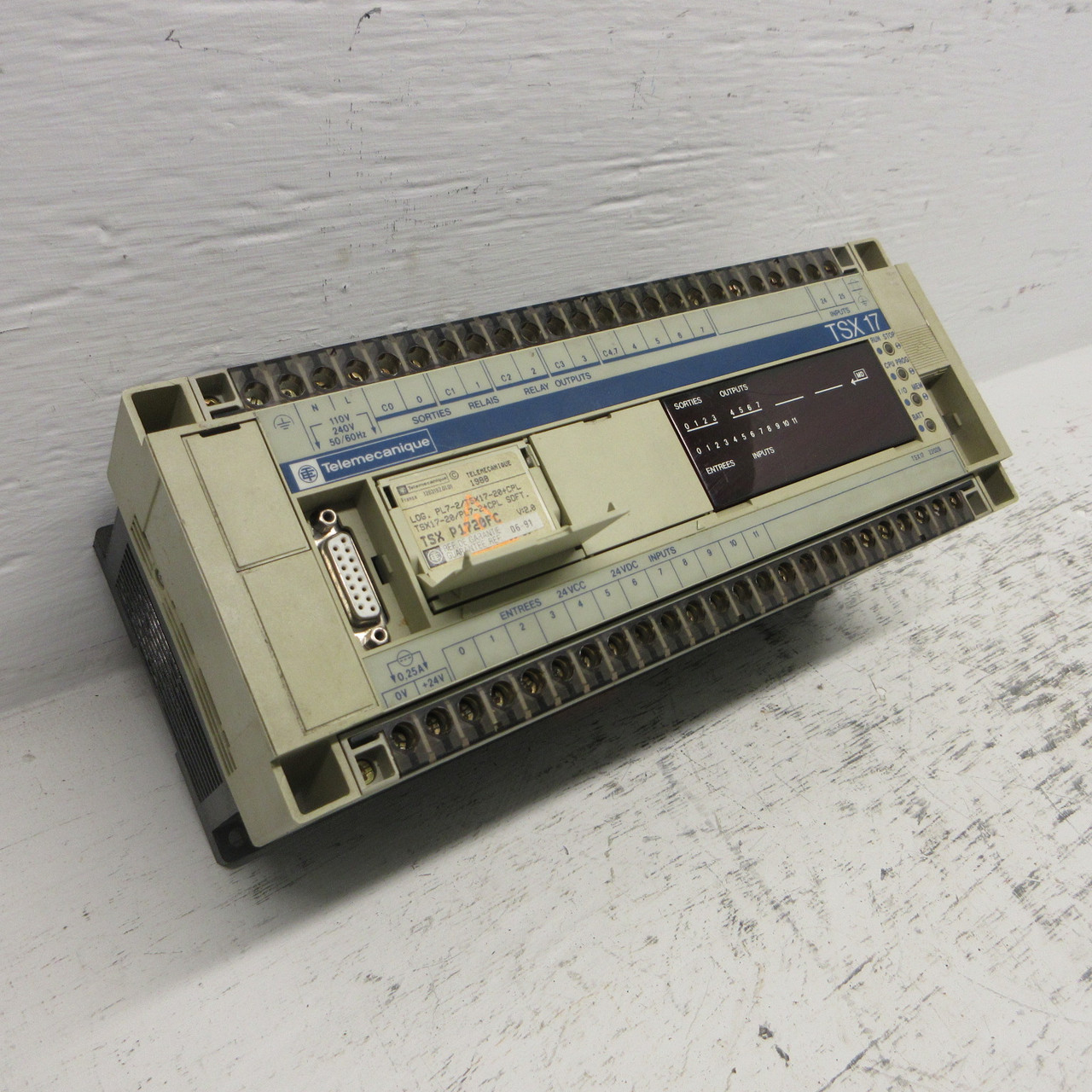 Telemecanique TSX 17 22028 Brick PLC Input Module Relay 110V 240V w/ TSX P1720FC (AH1052-1)