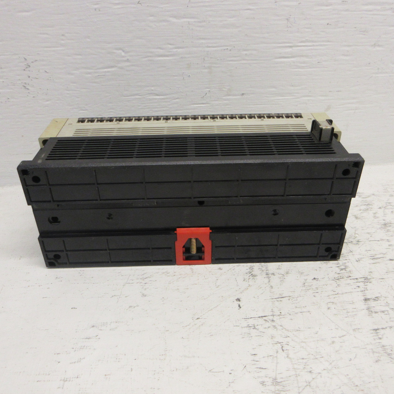 Telemecanique TSX 17 22028 Brick PLC Input Module Relay 110V 240V w/ TSX P1720FC (AH1052-1)
