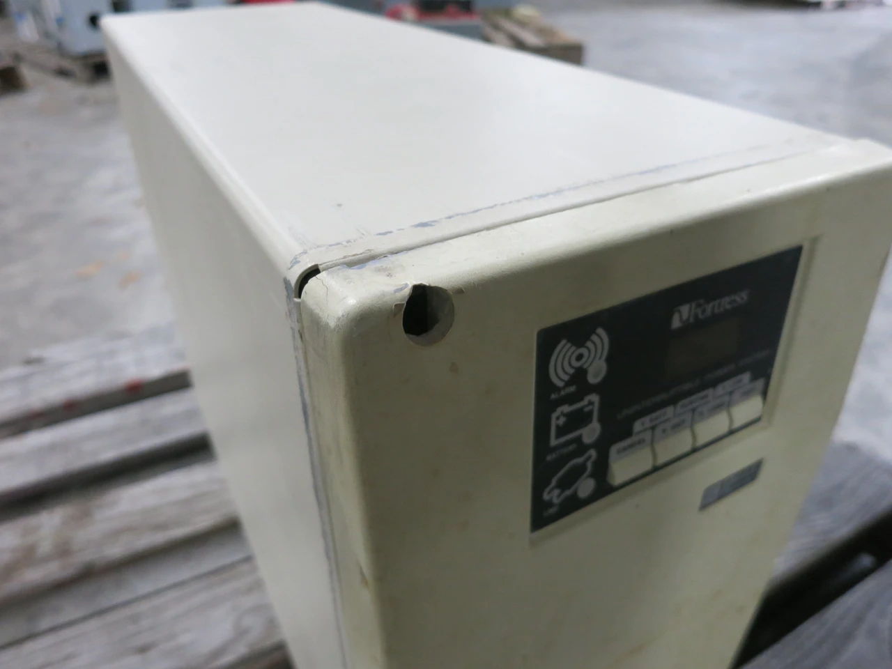 Best Power LI2.5KVAPX Fortress UPS 120V Uninterruptable Power System LI2.5KVA (DW8015-2)
