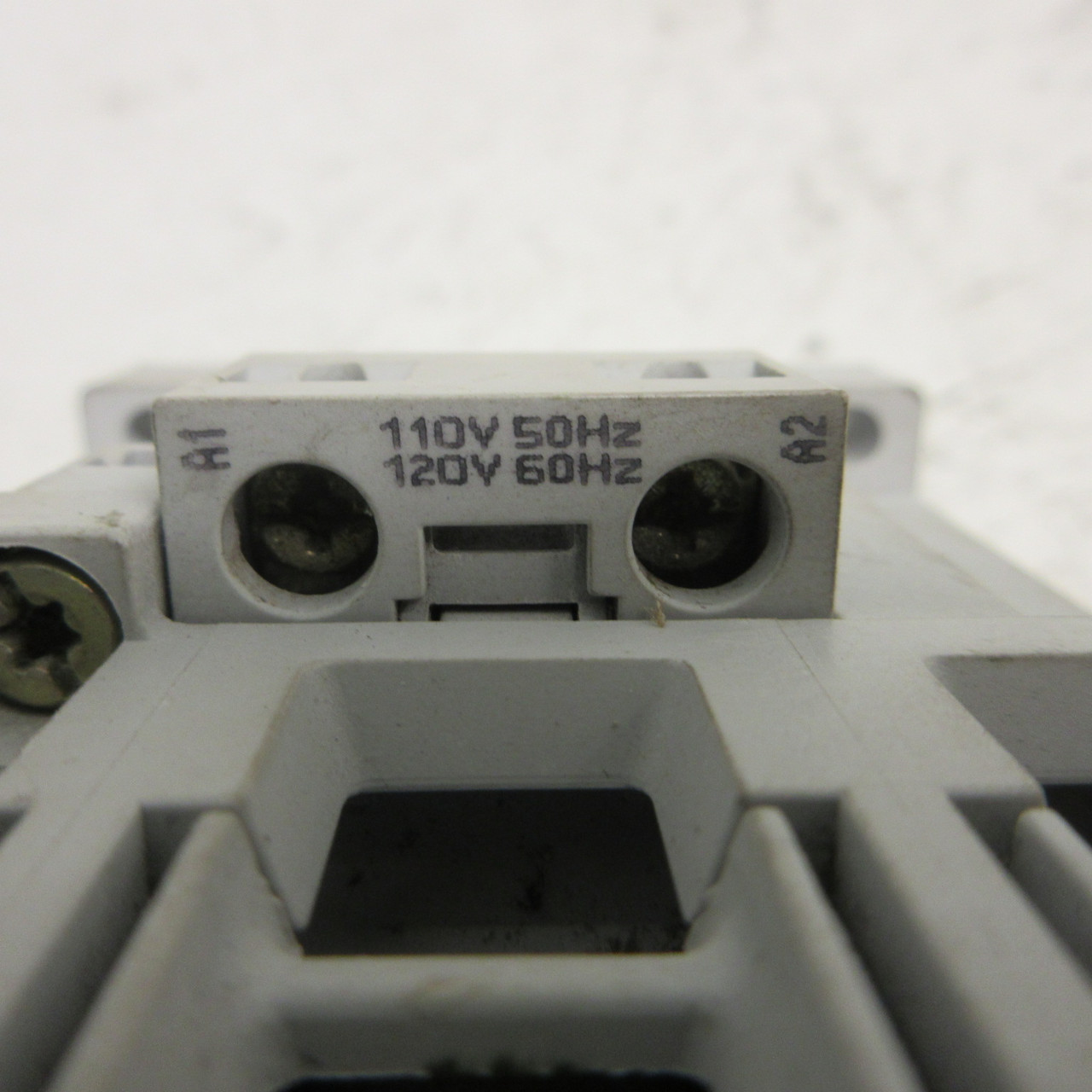 Allen Bradley 100-C60*00 Ser B Motor Contactor 120V Coil C60 90A 600VAC 100C6000 (AH1058-2)