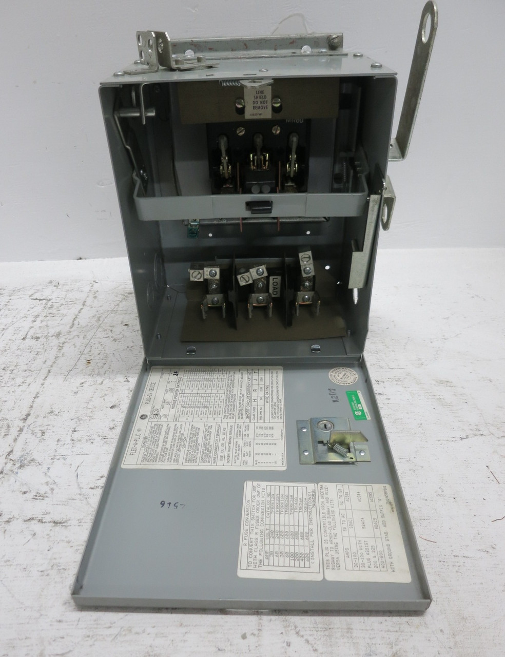 GE SB362R 60A 600V Spectra Flex-A-Plug Fusible Busway Bus Plug 3PH 3W 60 Amp 1 (DW8016-1)